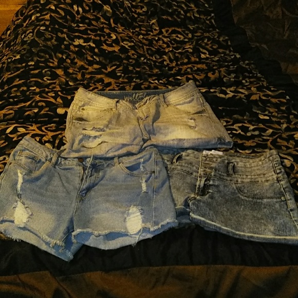 Wallflower Pants - Size 15 lot of shorts